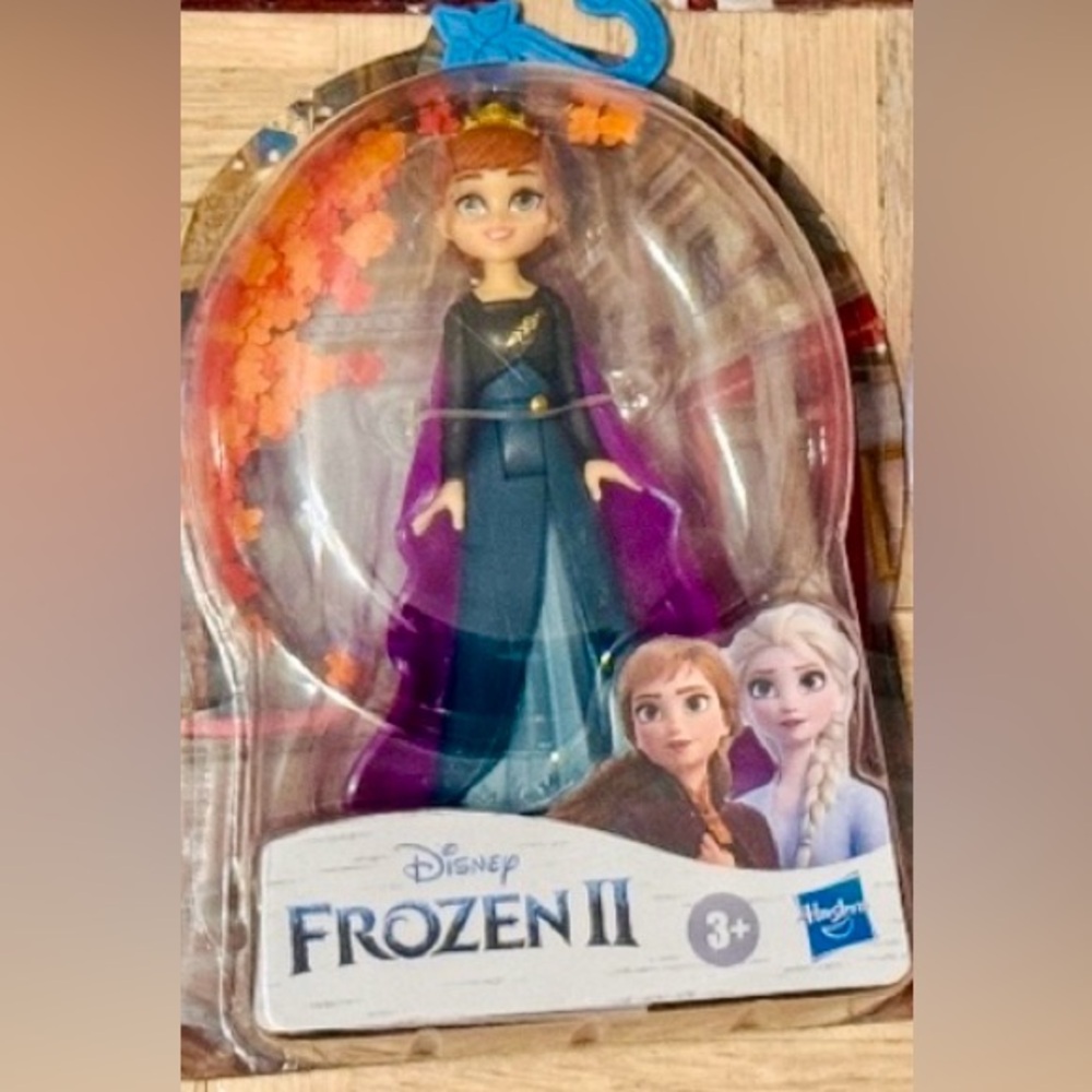 DISNEY- FROZEN II ANNA Doll with Purple and Blue Outfit
